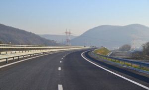 Asociaţiile civice ieşene îi cer premierului o întâlnire pe tema Autostrăzii Moldova