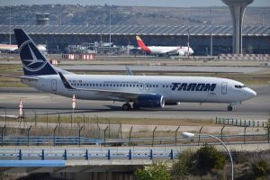 Tarom anunţă o ofertă aniversară, la 65 de ani, cu bilete de la 65 euro dus-întors