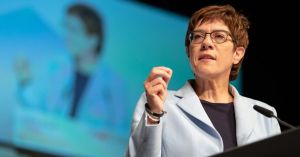 Annegret Kramp-Karrenbauer (Sursa foto: Twitter)