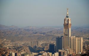 Arabia Saudită îşi deschide porţile turismului