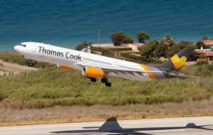 Marea Britanie a finalizat repatrierea turiştilor afectaţi de falimentul Thomas Cook