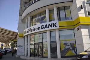 Raiffeisen Bank - amendată cu 150.000 euro