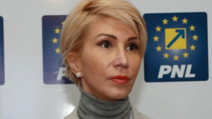 Dacă ar avea un mandat de patru ani, PNL poate să facă "România normală"