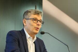 Virgil Popescu: "Referitor la industria de apărare, am hotărât să elaborăm un plan multianual de colaborare cu Armata Română, în urma căruia vom vedea cum poate să răspundă industria de apărare nevoilor forţelor terestre, aeriene şi navale. Este necesar să avem o planificare strategică a comenzilor ce se vor face către companiile din industria naţională de apărare".