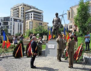 Statuia generalului Mărdărescu, de la Cluj, de Valentin Tănase