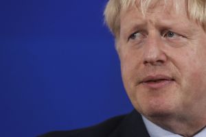 Camera Lorzilor adoptă un amendament ce le permite cetăţenilor să rămână autormat în Regatul Unit după Brexit