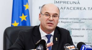 "Costel Alexe ar trebui să plece din fruntea Ministerului Mediului"