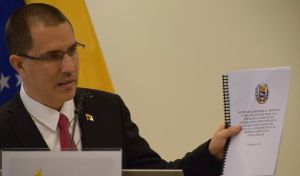 Venezuela denunţă guvernul SUA în faţa Curţii penale internaţionale pentru crime împotriva umanităţii