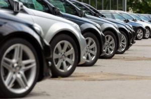  Vânzările auto s-au prăbuşit în prima jumătate a lunii februarie, în China