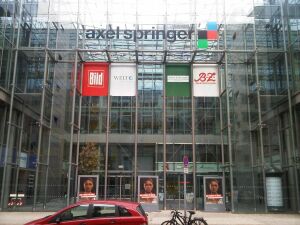 Gigantul media Axel Springer se delistează de la Bursa din Frankfurt