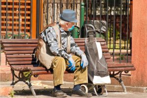 Pandemia Covid-19 înregistrează un nou vârf, în România