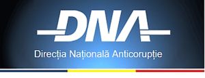 Şeful Serviciului Juridic - Prefectura Mehedinţi şi directorul Direcţiei Cadastru - Primăria Drobeta - Turnu Severin, reţinuţi de DNA