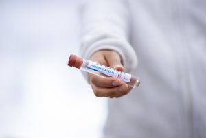 A fost inventat testul pentru coronavirus care dă rezultatul în 20 de minute