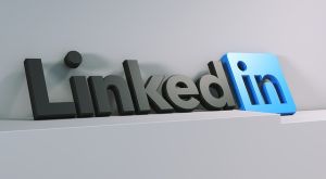 LinkedIn va concedia 6% din forţa sa de muncă la nivel global