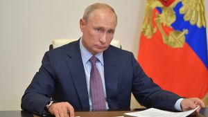 Putin şi Zelenski au vorbit la telefon despre armistiţiul care începe între Rusia şi Ucraina