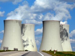 Emiratele Arabe Unite anunţă începerea operaţiunilor la prima centrală nucleară