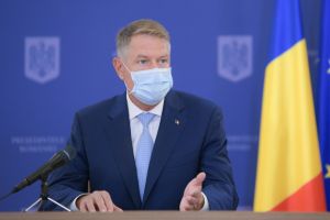 Iohannis a atacat la CCR legea prin care data alegerilor parlamentare este stabilită chiar de Parlament