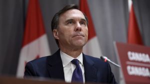 Ministrul de finanţe al Canadei demisionează, pe fondul unor fricţiuni cu Trudeau