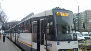 Acţiune suplimentară de igienizare şi dezinfectare a vehiculelor Societăţii de Transport Bucureşti, înainte de începerea anului şcolar