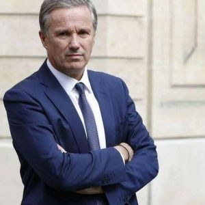 Suveranistul francez Nicolas Dupont-Aignan va candida la alegerile prezidenţiale din 2022