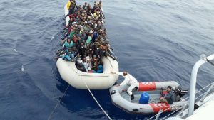 Paza de coastă algeriană a interceptat 755 de migranţi în largul coastei