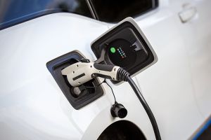 Staţiile NEXT-E de încărcare a vehiculelor electrice vor fi disponibile pe o singură platformă