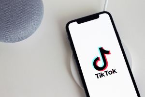 "Restricţiile impuse de SUA aplicaţilor TikTok şi WeChat încalcă regulamentul OMC"