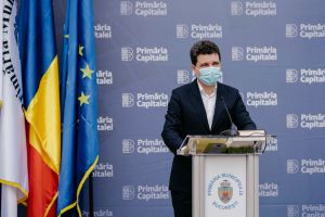 Nicuşor Dan anunţă că va fi implementat un bilet unic pentru transportul în comun din Capitală