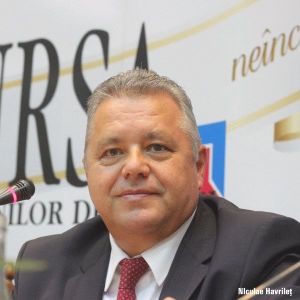 ''Romgaz şi Petrom vor să producă hidrogen într-un parc eolian din Dobrogea''