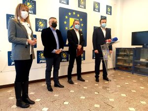 "Nu exclud înfiinţarea băncii de gene la Buzău"