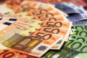 3 miliarde euro de la Bruxelles, pentru susţinerea şomajului tehnic