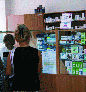 Distribuitorii de medicamente se bazează pe stocurile din noiembrie, până la recalcularea preţurilor