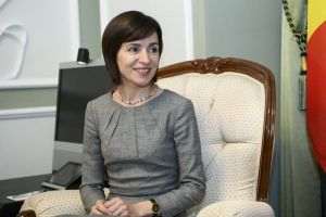 Maia Sandu a chemat partidele parlamentare la consultări