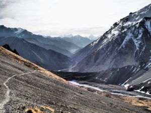 Un fragment de gheţar s-a prăbuşit în Himalaya