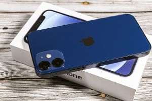 Producţia de iPhone 12 va fi redusă în prima jumătate a anului