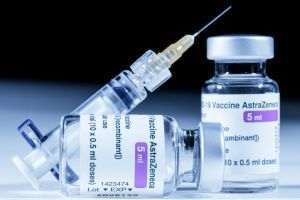 Australia anunţă că nu are de gând să oprească folosirea vaccinului AstraZeneca