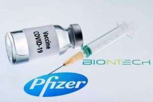 O nouă tranşă de 345.000 doze de vaccin Pfizer soseşte în România