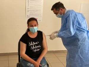 Valeriu Gheorghiţă a vaccinat localnicii din comuna natală