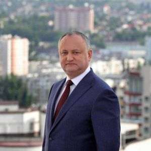 Dodon ameninţă cu expulzarea unor ambasadori occidentali