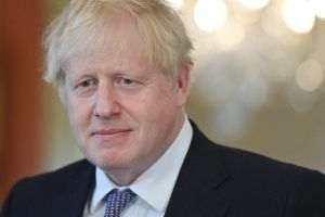 Premierul britanic Boris Johnson avertizează că nu va ezita să acţioneze unilateral în ''războiul cârnaţilor'' cu UE