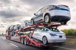 Livrările trimestriale ale Tesla au depăşit pentru prima data pragul de 200.000 unităţi