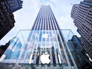 Apple a înregistrat o cifră de afaceri de 81,43 miliarde de dolari