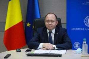 Ministrul Aurescu l-a felicitat pe omologul din R. Moldova pentru numire