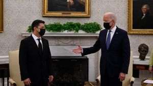 Volodimir Zelenski şi Joe Biden (sursa foto: Twitter)