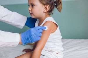 BioNTech va solicita aprobarea ca vaccinul său anti-COVID să fie administrat copiilor