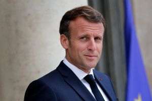 Macron "cere iertare" în numele Franţei musulmanilor algerieni recrutaţi de armată în războiul de independenţă şi promite reparaţii