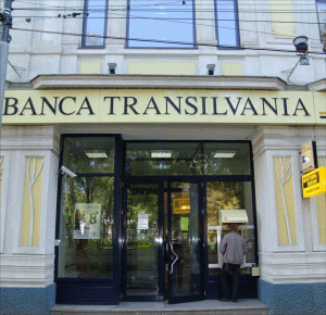 Banca Transilvania: Suma sustrasă din Agenţia de la Cluj era asigurată