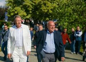 Klaus Iohannis şi Werner Keul (sursa foto: Turnul Sfatului)