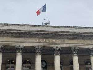 Indicele principal CAC 40 al Bursei de la Paris a atins un nivel record