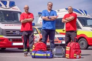 Serviciul privat de Ambulanţă MED în parteneriat cu Uzinele Automobile Dacia lansează prima Ambulanţă electrică din sistemul medical românesc, marca Dacia Spring